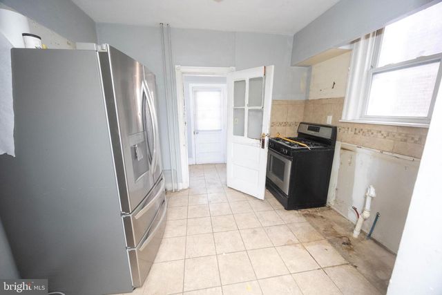 5729 HADFIELD ST, Philadelphia, PA 19143