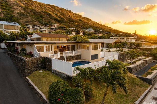 251 Poipu Drive, Honolulu, HI 96825