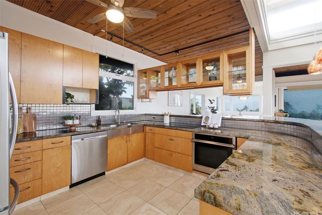 251 Poipu Drive, Honolulu, HI 96825