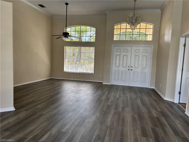 11761 Pinewood Lakes DR, Fort Myers, FL 33913