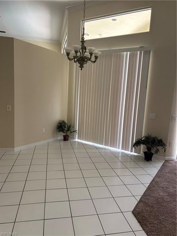 11761 Pinewood Lakes DR, Fort Myers, FL 33913