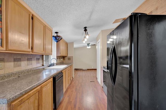 45921 Ranch Road, Shawnee, OK 74804
