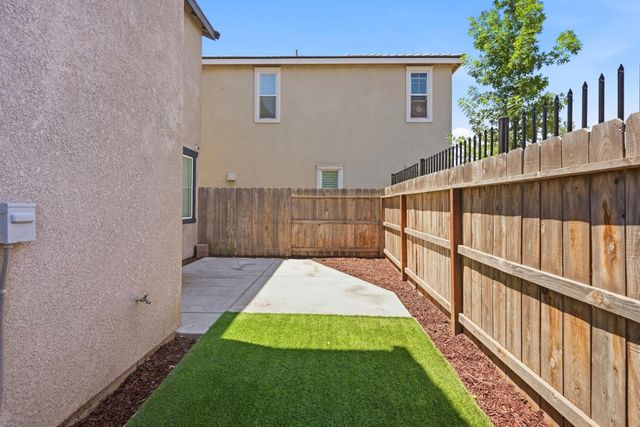 2965 Bannon Lane, Merced, CA 95348