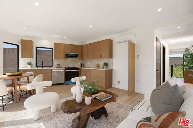 11345 Youngworth Street, Los Angeles, CA 90230