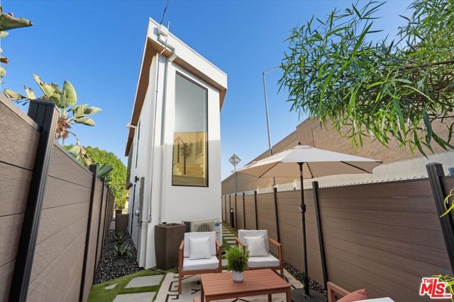 11345 Youngworth Street, Los Angeles, CA 90230