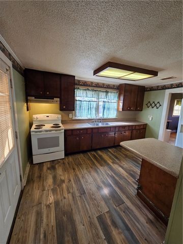 3845 Evans Street, Waycross, GA 31503