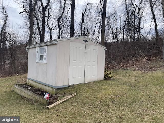 82 KRISTI LANE, Lewistown, PA 17044