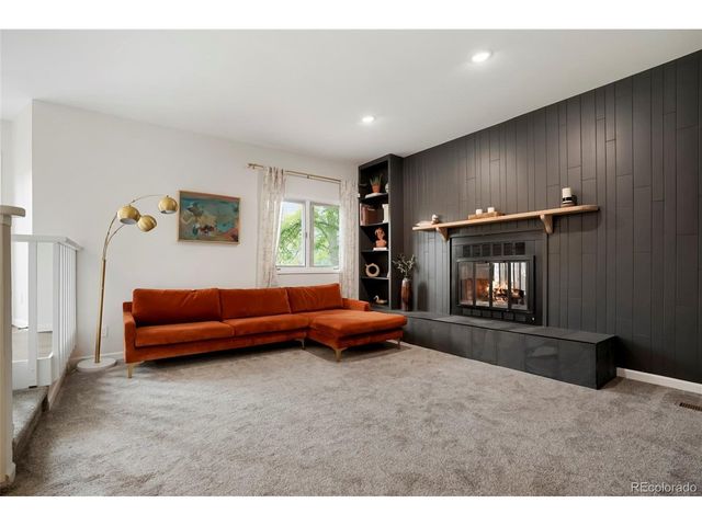 2045 E 128th Dr, Thornton, CO 80241