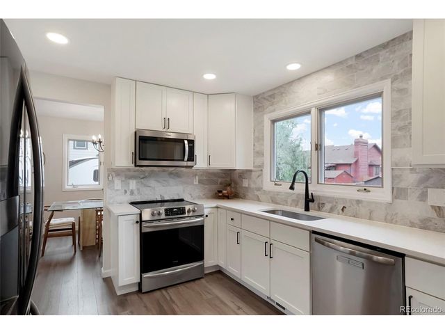2045 E 128th Dr, Thornton, CO 80241