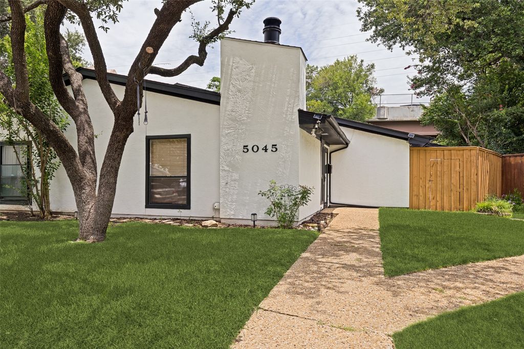 5045 Thunder Road, Dallas, TX 75244
