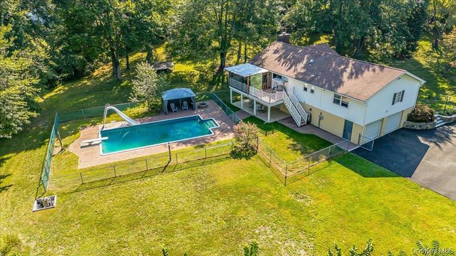 9 Van Vlack Road, Hopewell Junction, NY 12533
