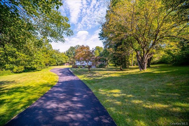 9 Van Vlack Road, Hopewell Junction, NY 12533