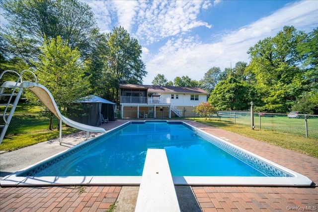 9 Van Vlack Road, Hopewell Junction, NY 12533