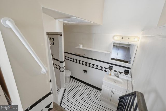 1725-27 W CAYUGA ST, Philadelphia, PA 19140