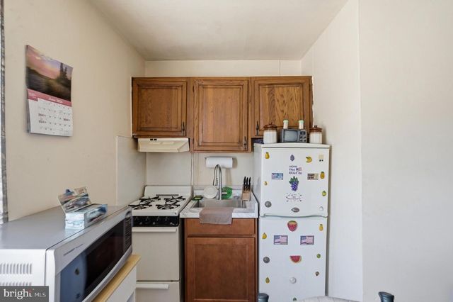 1725-27 W CAYUGA ST, Philadelphia, PA 19140