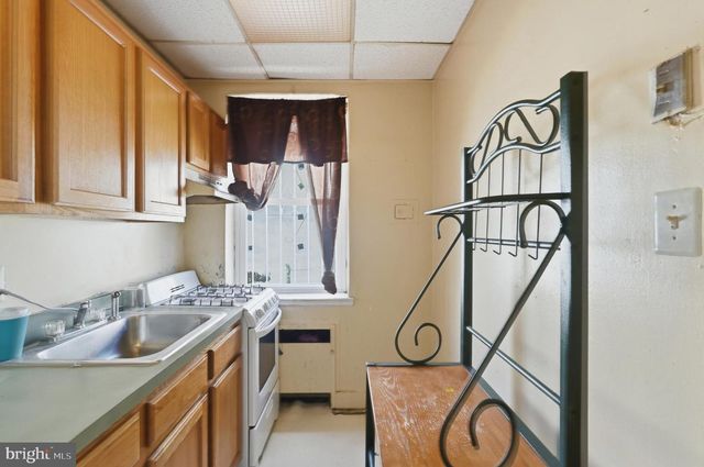 1725-27 W CAYUGA ST, Philadelphia, PA 19140