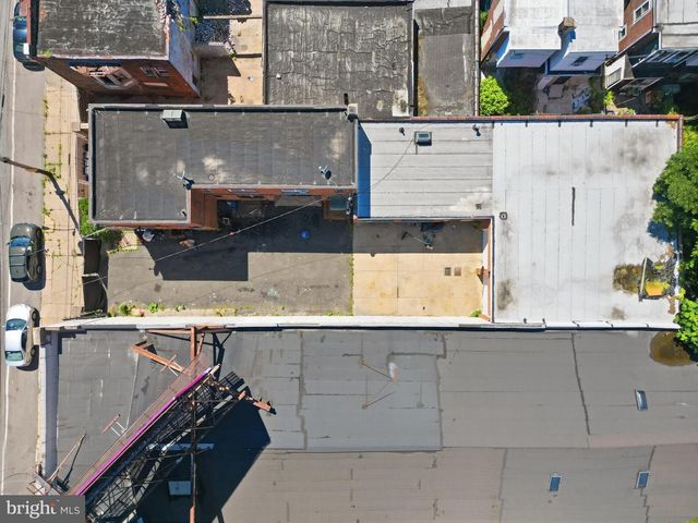 1725-27 W CAYUGA ST, Philadelphia, PA 19140