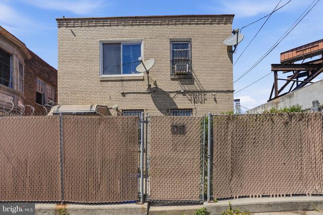 1725-27 W CAYUGA ST, Philadelphia, PA 19140