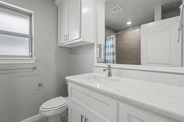 713 Red River Drive, Yukon, OK 73099