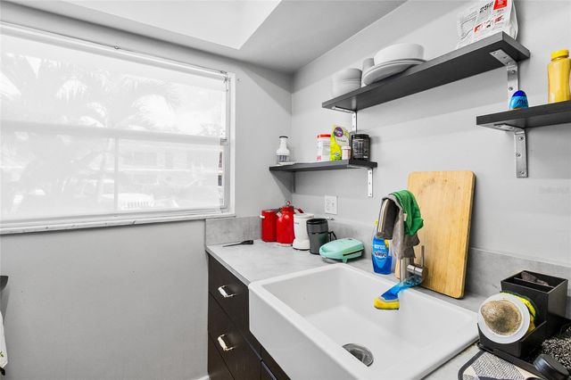 1221 DREW STREET B3, Clearwater, FL 33755