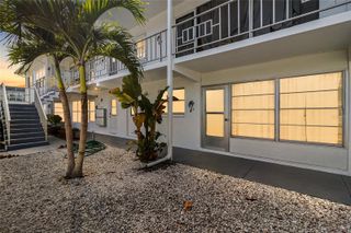 1221 DREW STREET B3, Clearwater, FL 33755