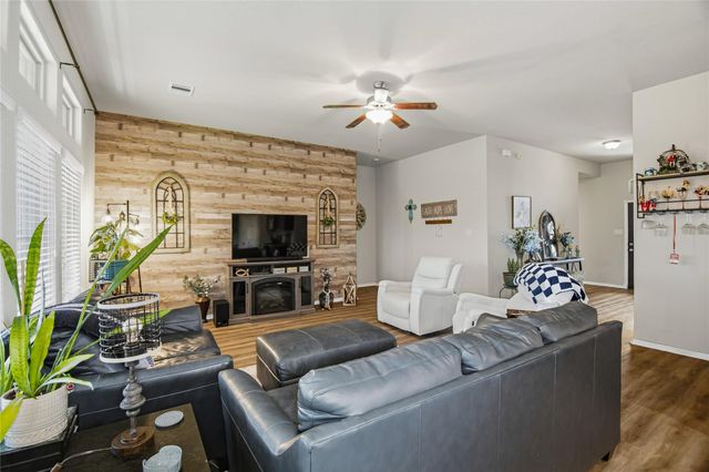 1614 Laslina Lane, League City, TX 77573