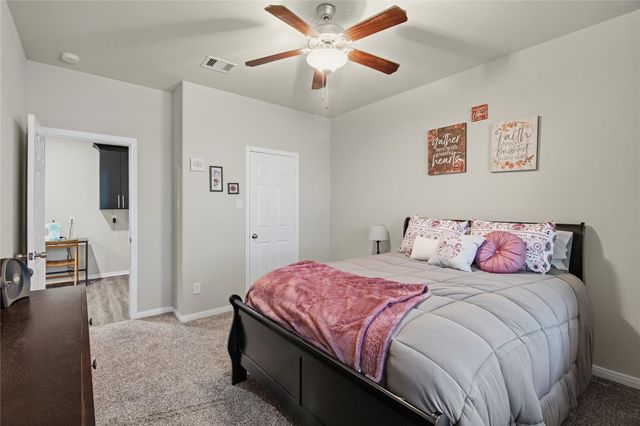 1614 Laslina Lane, League City, TX 77573