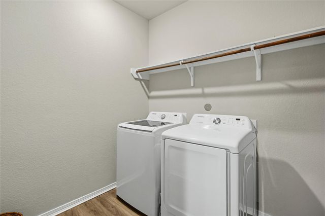 1614 Laslina Lane, League City, TX 77573