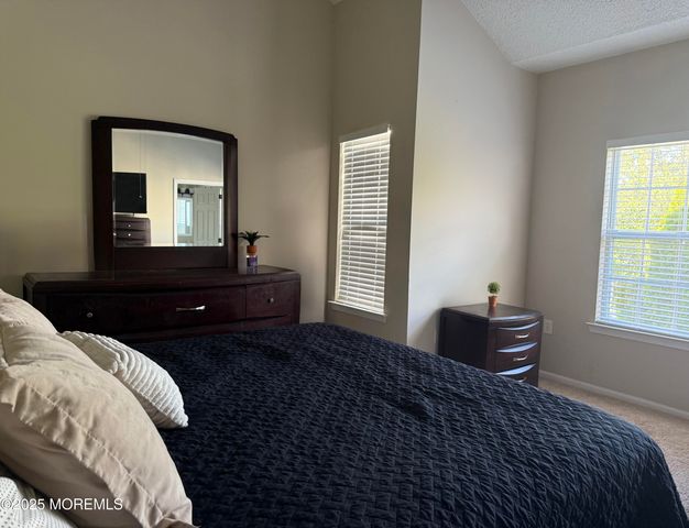 58 Madison Court, Tinton Falls, NJ 07712