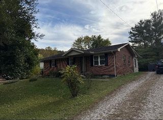 47 S Valley View Road, Frenchburg, KY 40322