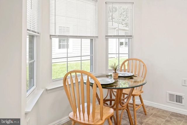 8 SEQUOIA CT, Barnegat, NJ 08005