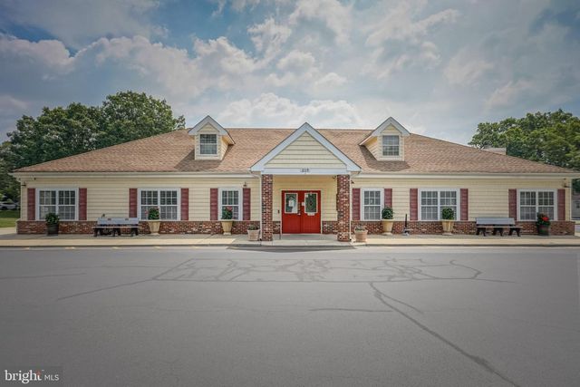 8 SEQUOIA CT, Barnegat, NJ 08005