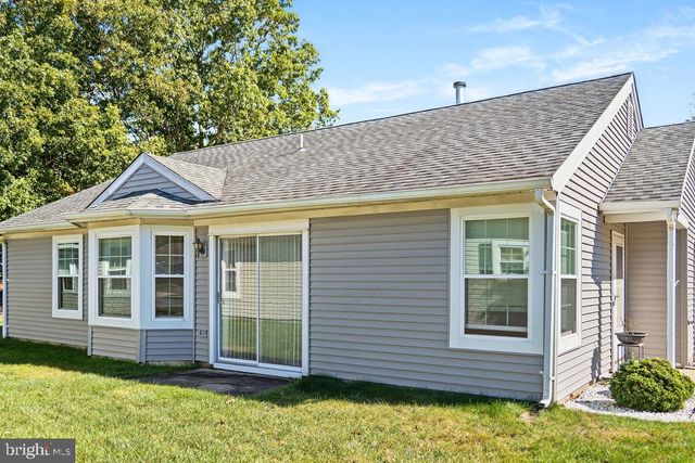 8 SEQUOIA CT, Barnegat, NJ 08005