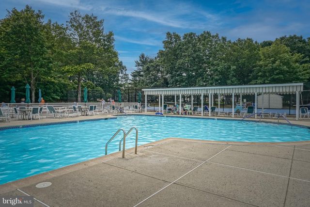 8 SEQUOIA CT, Barnegat, NJ 08005