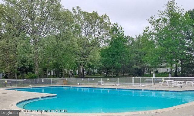 8 SEQUOIA CT, Barnegat, NJ 08005