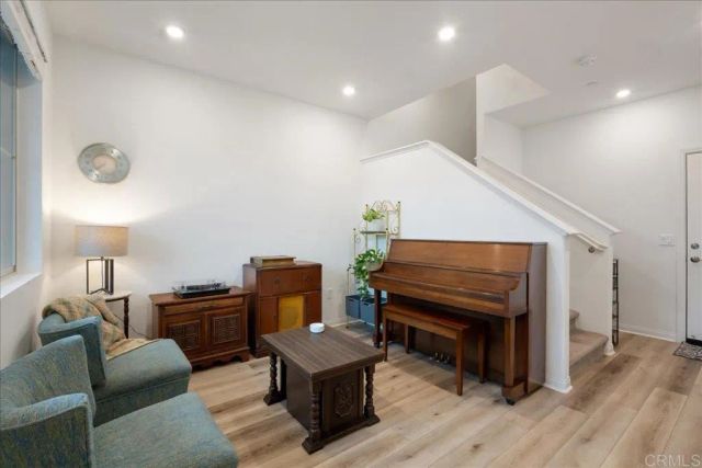 1807 Mesquite Way, Oceanside, CA 92056