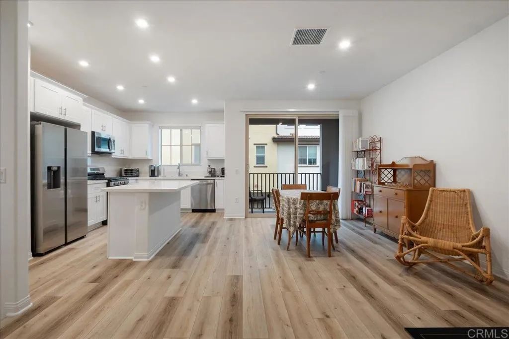 1807 Mesquite Way, Oceanside, CA 92056