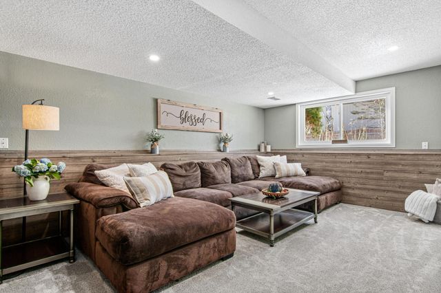 8330 Fawn Lake Drive NE, Stacy, MN 55079