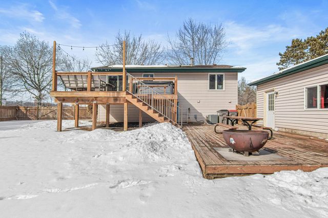 8330 Fawn Lake Drive NE, Stacy, MN 55079