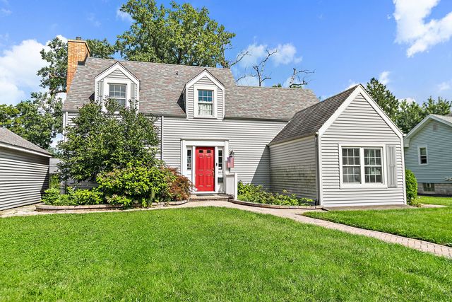 369 N Walnut Street, Elmhurst, IL 60126