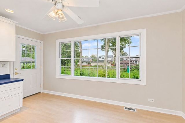 369 N Walnut Street, Elmhurst, IL 60126