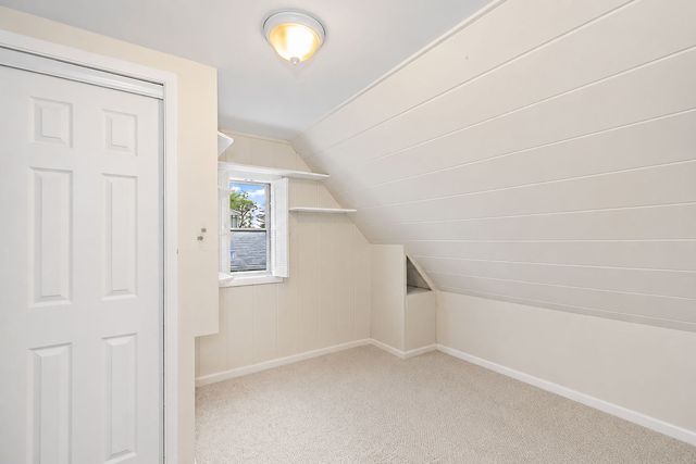 369 N Walnut Street, Elmhurst, IL 60126