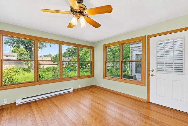 369 N Walnut Street, Elmhurst, IL 60126