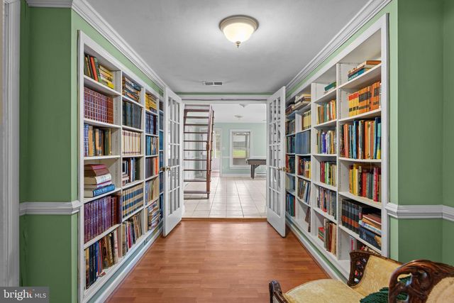 9008 JAMESON ST, Lorton, VA 22079