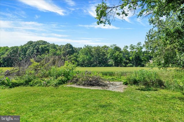 4161 WALTERS HATCHERY RD, York, PA 17408