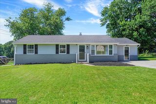 4161 WALTERS HATCHERY RD, York, PA 17408
