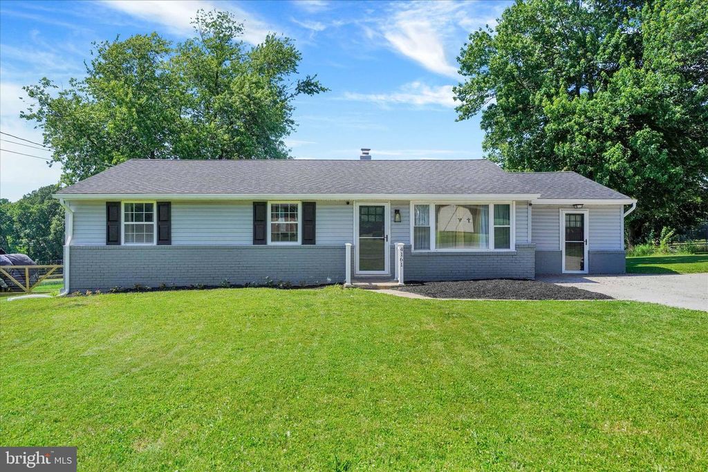 4161 WALTERS HATCHERY RD, York, PA 17408