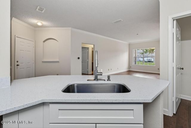 10000 GATE Parkway 417, Jacksonville, FL 32246