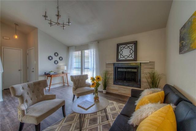 9412 Teasdale TER A, Austin, TX 78753