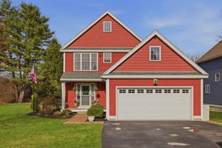 6 Stocklan Circle, Dover, NH 03820